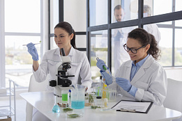 Свыше 90 тысяч вакансий в сфере образования и науки  доступны на портале «Работа России»