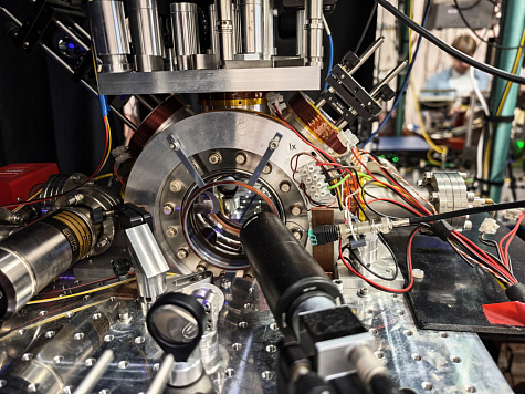 Российские ученые представили прототип 70-кубитного квантового компьютера